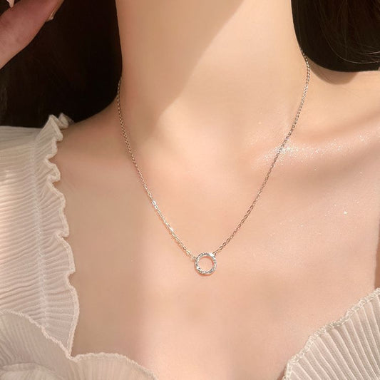 Dainty Silver Circle Pendant Necklace