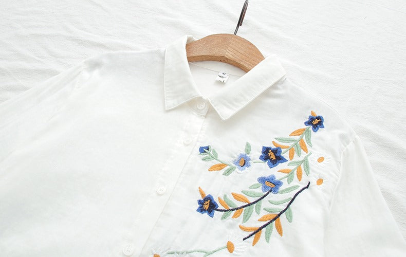 Women's White Embroidered Tunic: Simple, Stylish, and Versatile